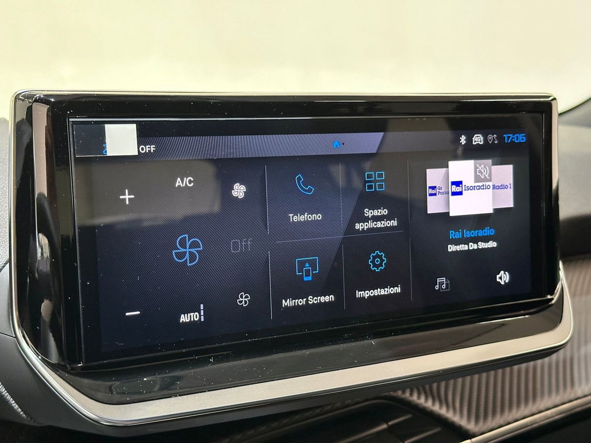 Peugeot 2008 1.2 hybrid Allure 145cv e-dcs6 (14)