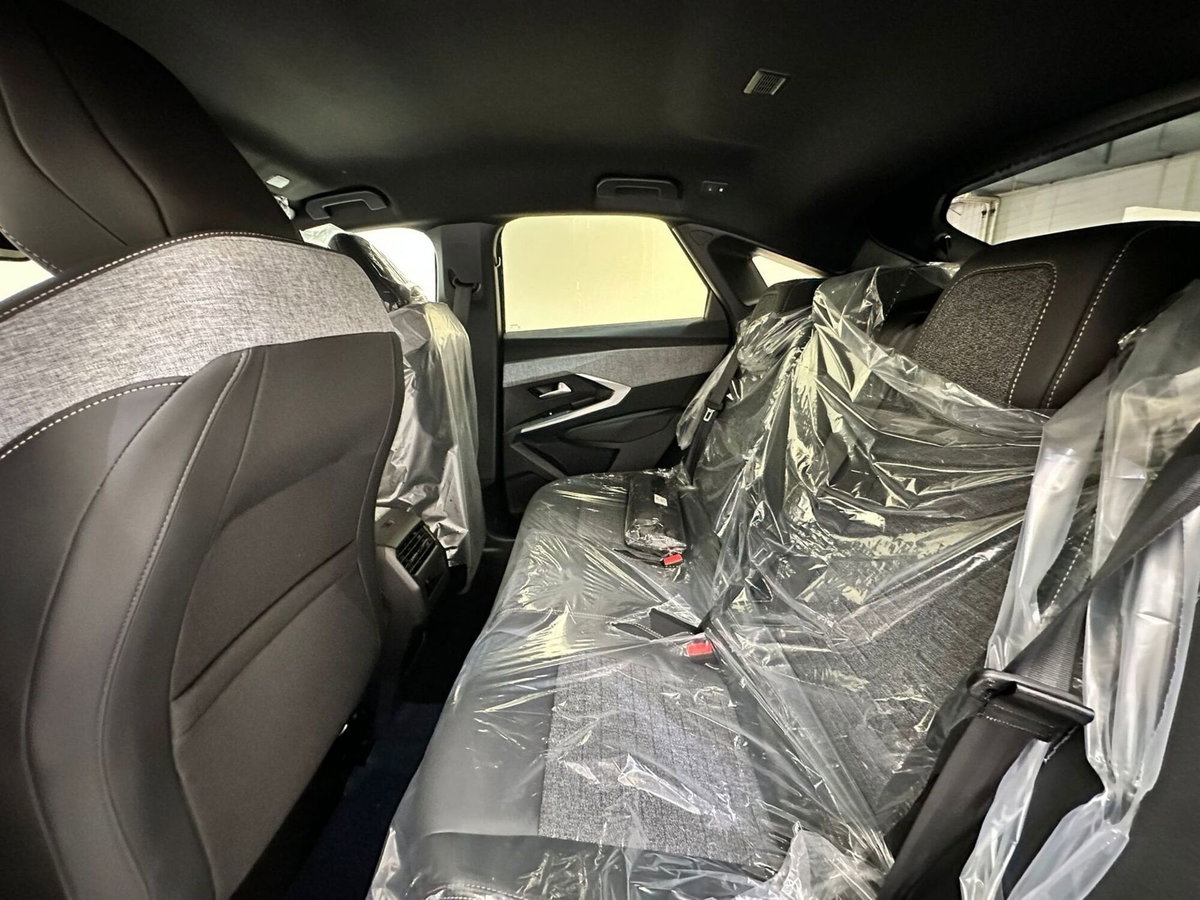 Peugeot 3008 1.2 hybrid Allure 145cv e-dcs6 (13)