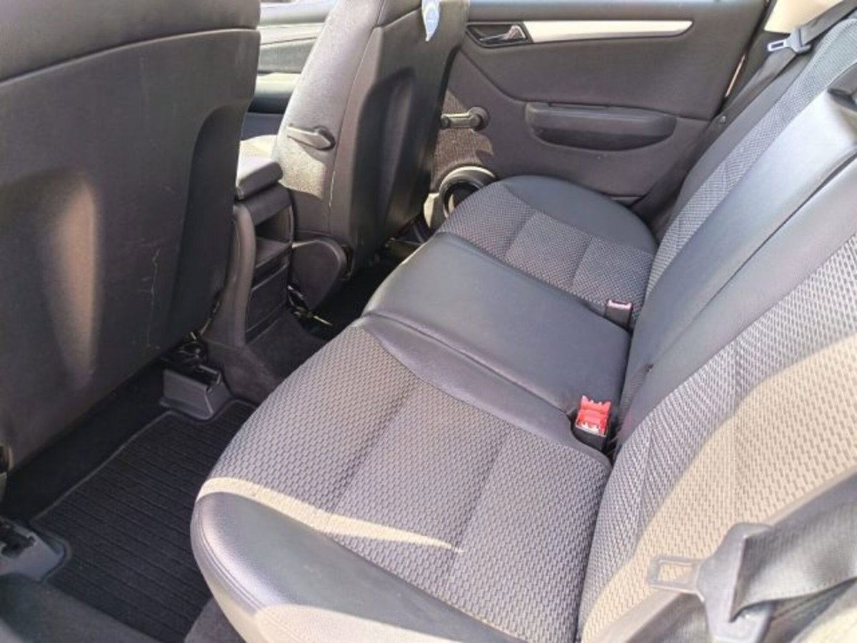 Mercedes-Benz Classe A 150 Avantgarde (11)