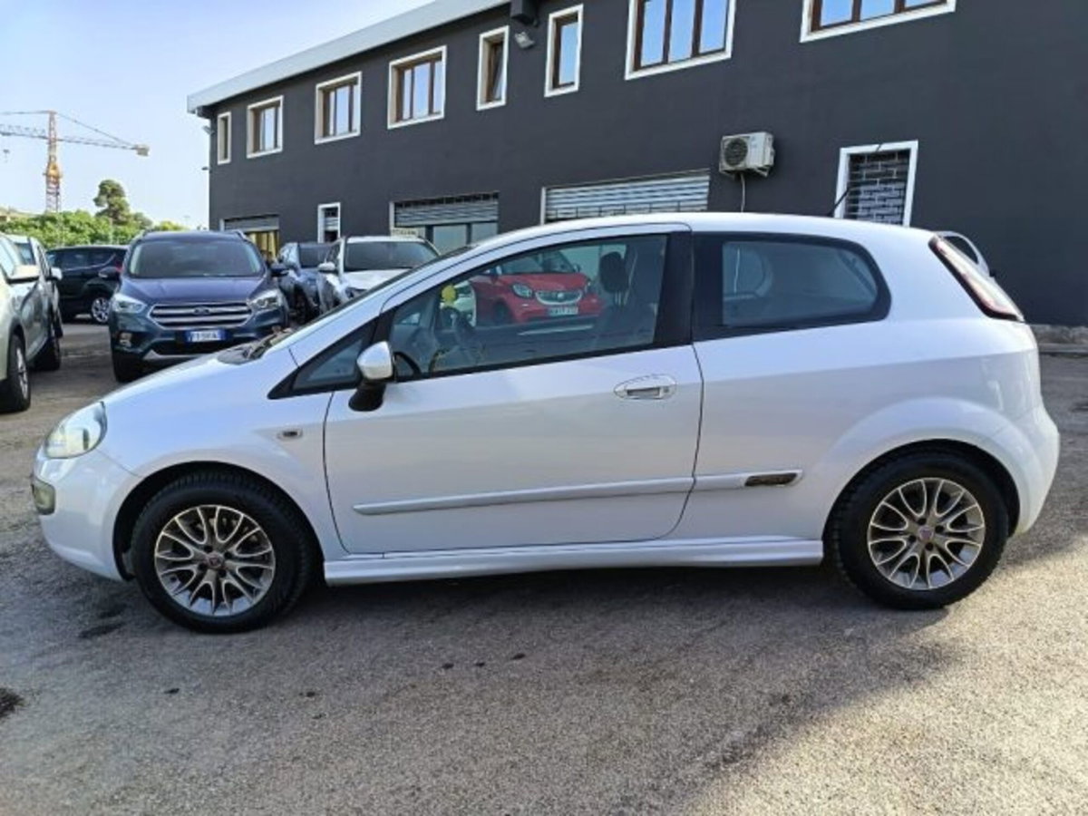 Fiat Punto Evo 1.3 Mjt 95 CV DPF 3 porte S&S Dualogic Sport (4)