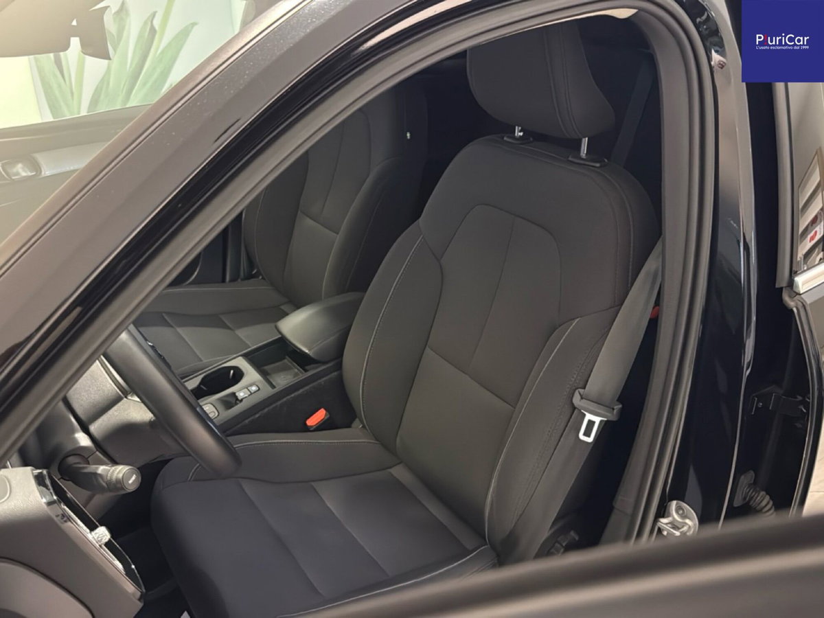 Volvo XC40 T4 Recharge Plug-in Hybrid Inscription (3)