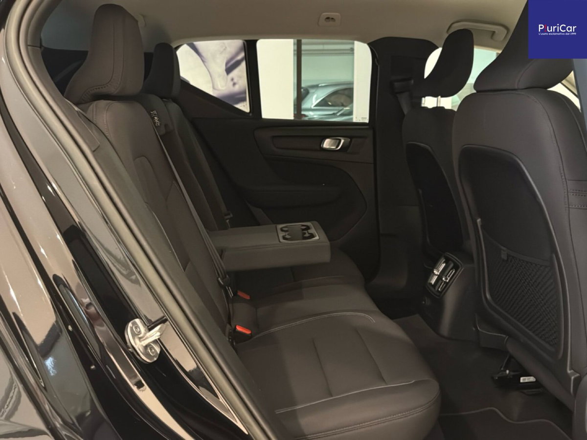 Volvo XC40 T4 Recharge Plug-in Hybrid Inscription (8)