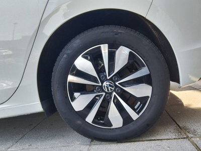 Volkswagen Golf 2.0 TDI DSG SCR Life (7)