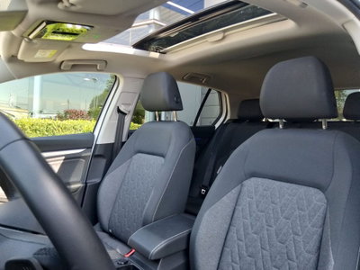 Volkswagen Golf 2.0 TDI DSG SCR Life (8)