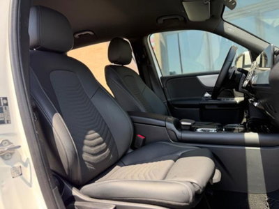Mercedes-Benz GLB 200 d Automatic Business (12)