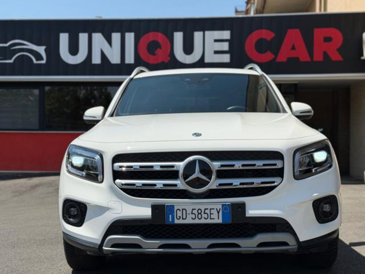 Mercedes-Benz GLB 200 d Automatic Business (2)