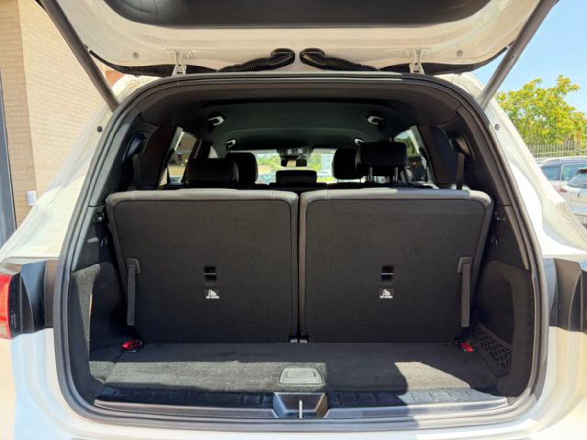 Mercedes-Benz GLB 200 d Automatic Business (8)
