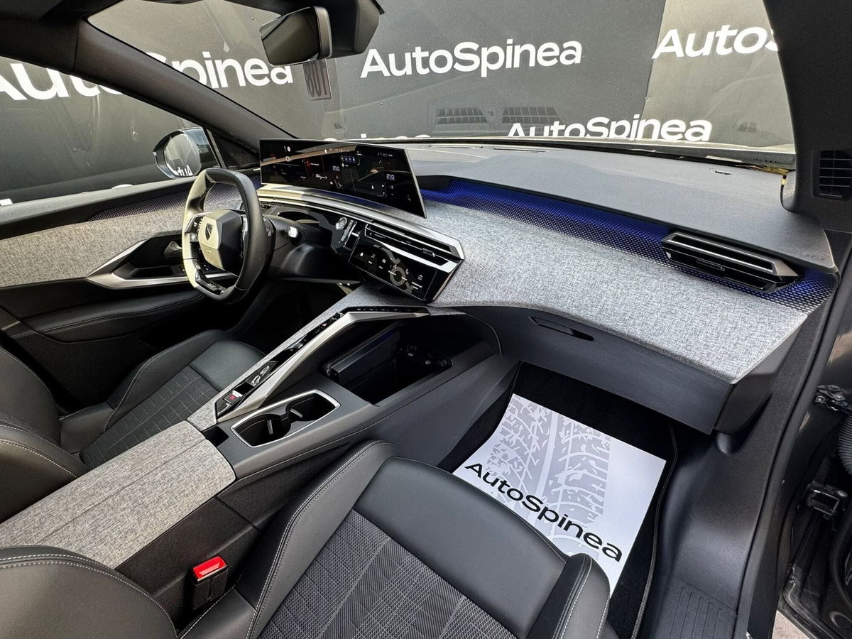 Peugeot 3008 1.2 hybrid GT 145cv e-dcs6 (14)