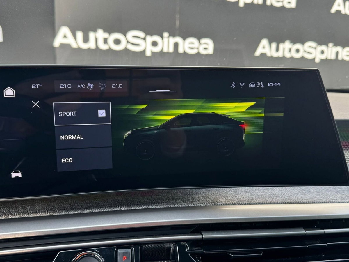 Peugeot 3008 1.2 hybrid GT 145cv e-dcs6 (17)