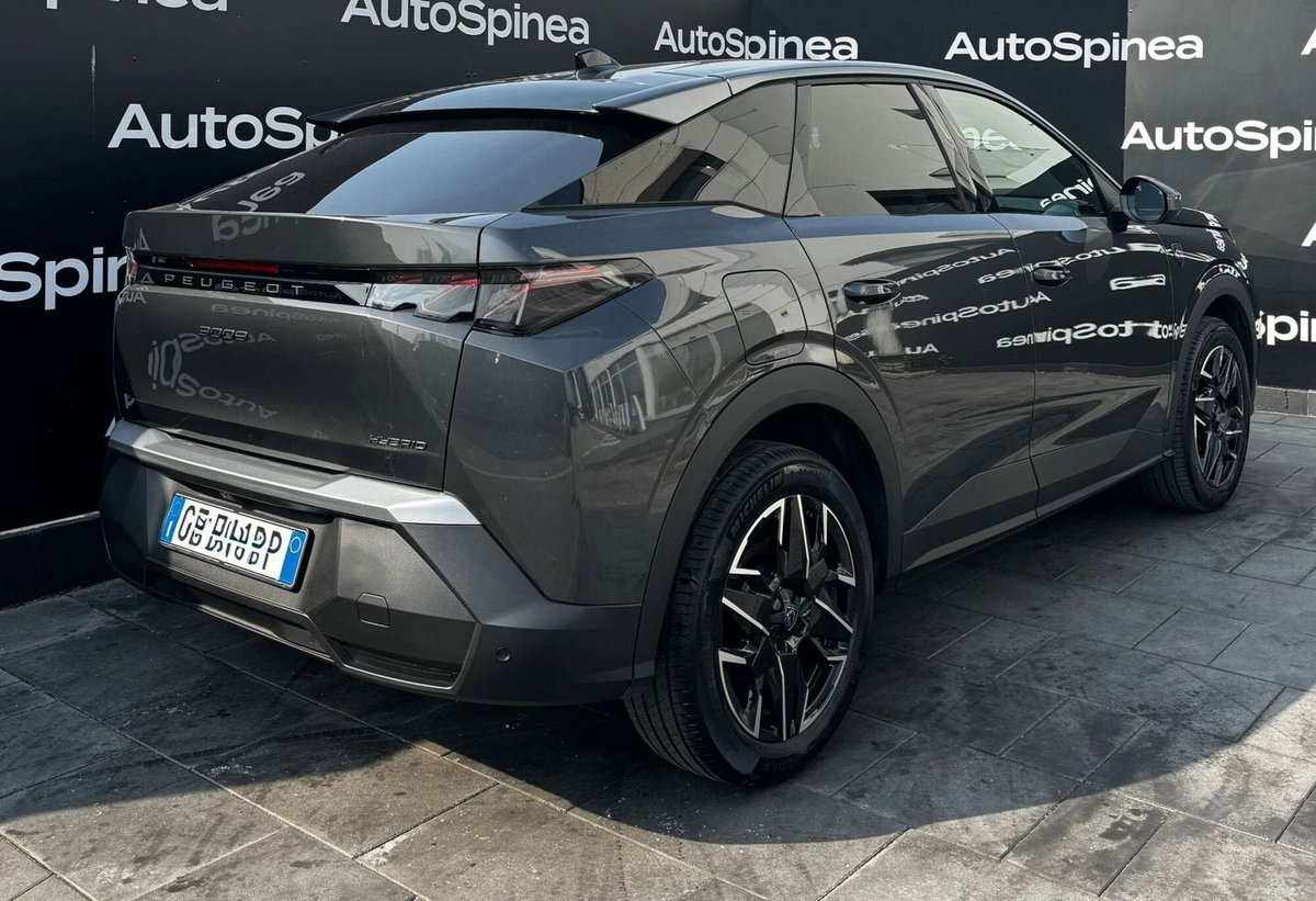 Peugeot 3008 1.2 hybrid GT 145cv e-dcs6 (4)