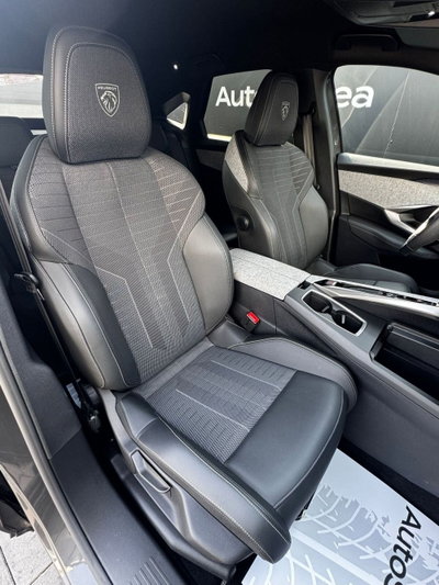 Peugeot 3008 1.2 hybrid GT 145cv e-dcs6 (8)