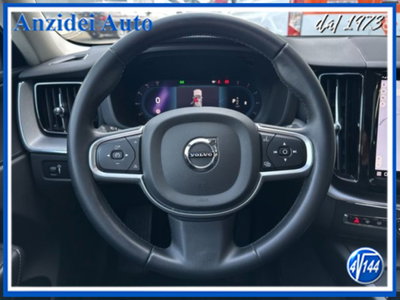 Volvo XC60 B4 (d) AWD Geartronic Momentum Pro (11)