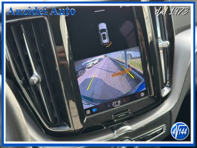 Volvo XC60 B4 (d) AWD Geartronic Momentum Pro (15)