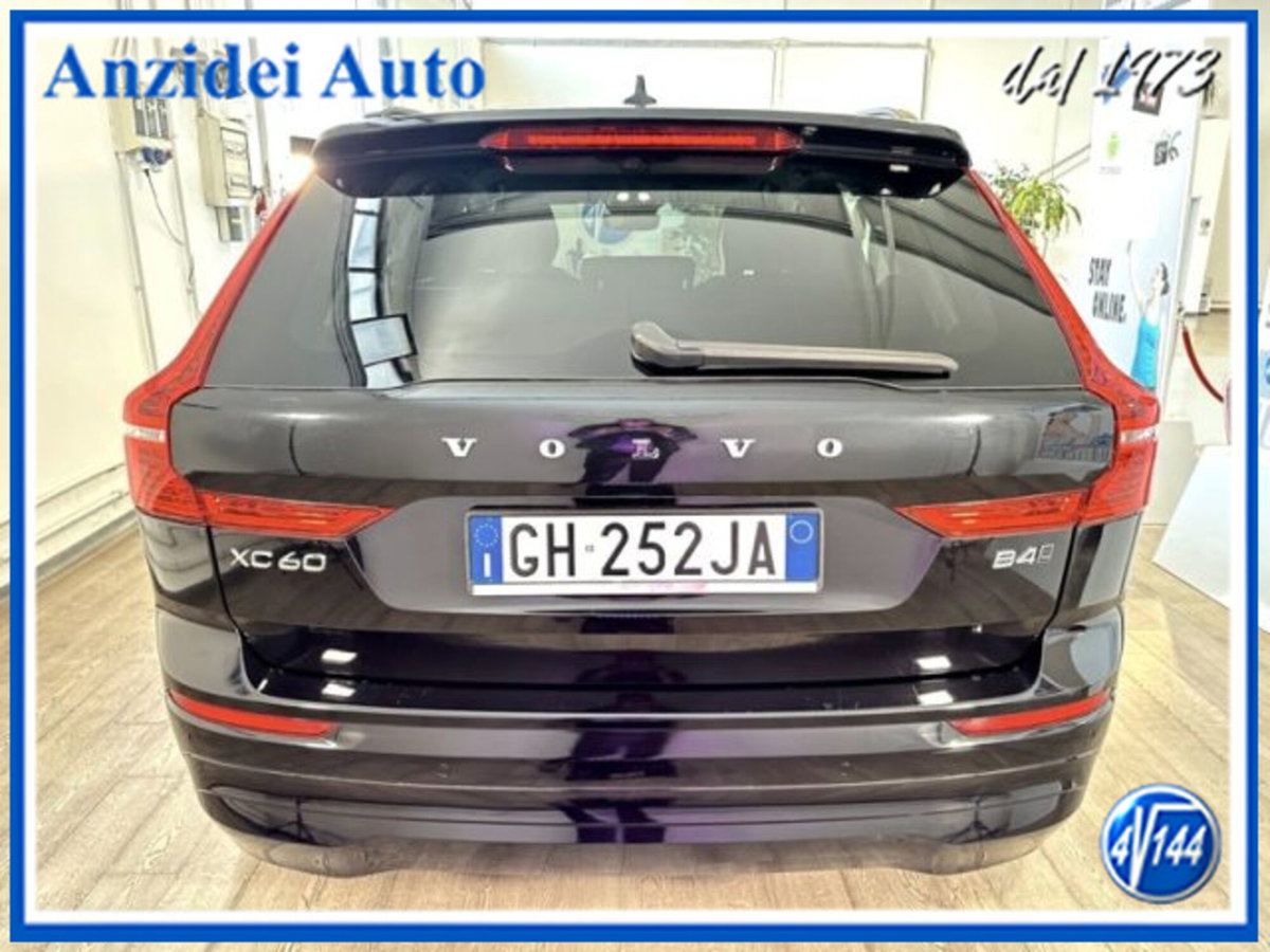 Volvo XC60 B4 (d) AWD Geartronic Momentum Pro (5)
