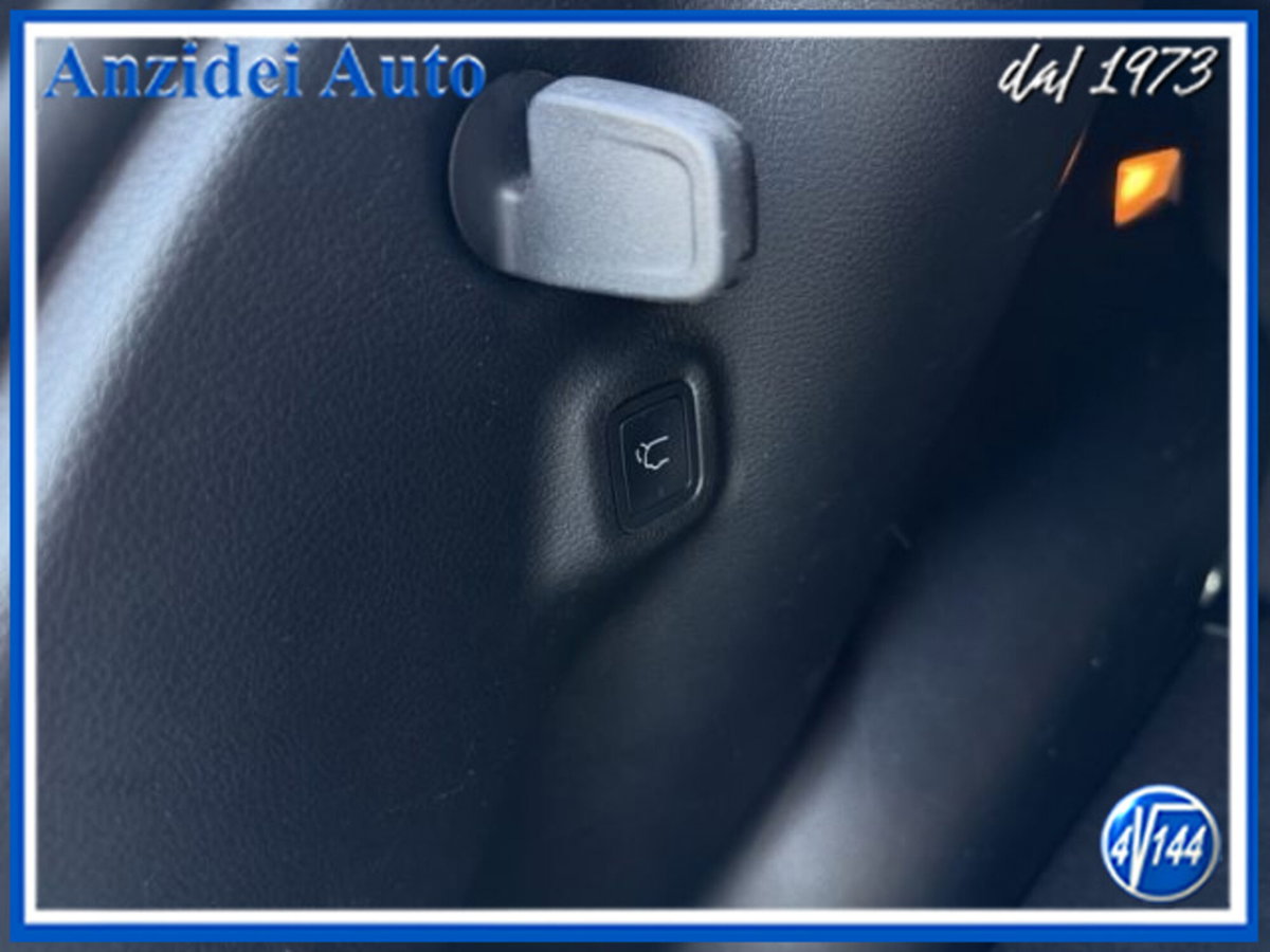 Jeep Compass 2.0 Multijet II aut. 4WD Limited (19)