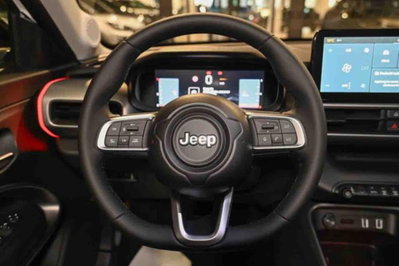 Jeep Avenger 1.2 turbo Summit fwd 100cv (18)