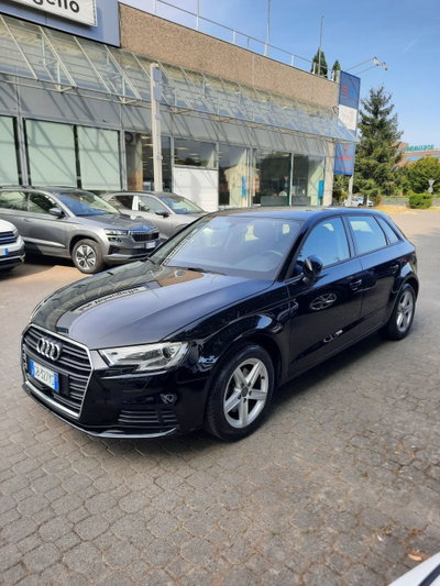 Audi A3 Sportback 30 g-tron S tronic Business usata