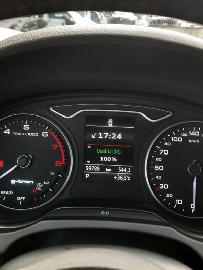 Audi A3 Sportback 30 g-tron S tronic Business (12)