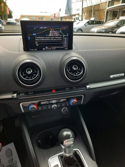 Audi A3 Sportback 30 g-tron S tronic Business (13)