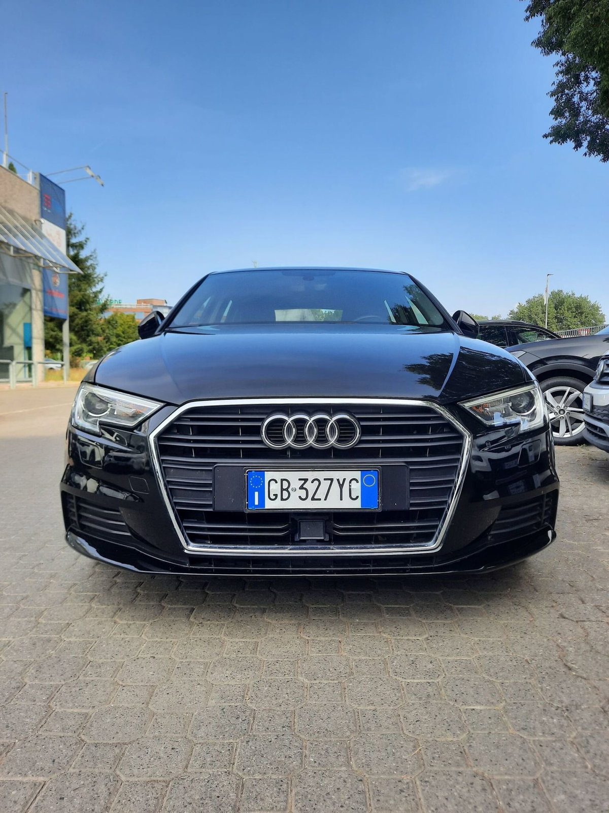 Audi A3 Sportback 30 g-tron S tronic Business (2)