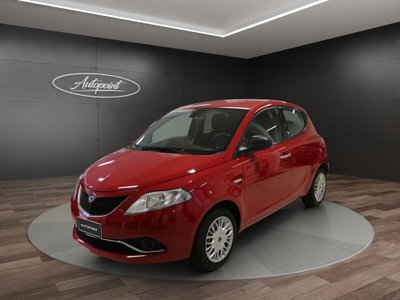 Lancia Ypsilon 1.2 69 CV 5 porte Silver usata