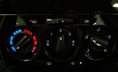 Lancia Ypsilon 1.2 69 CV 5 porte Silver (17)
