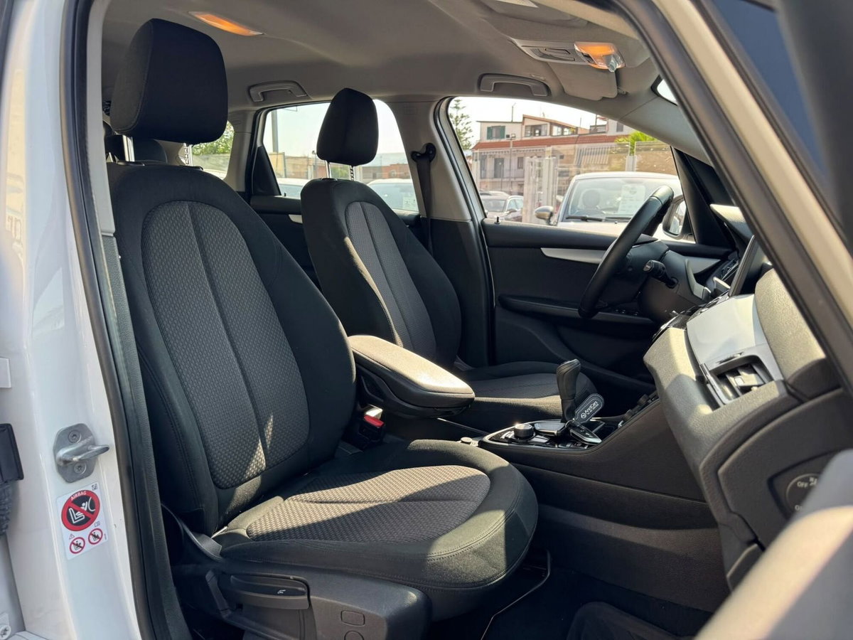 BMW Serie 2 Active Tourer 216d  Advantage (10)