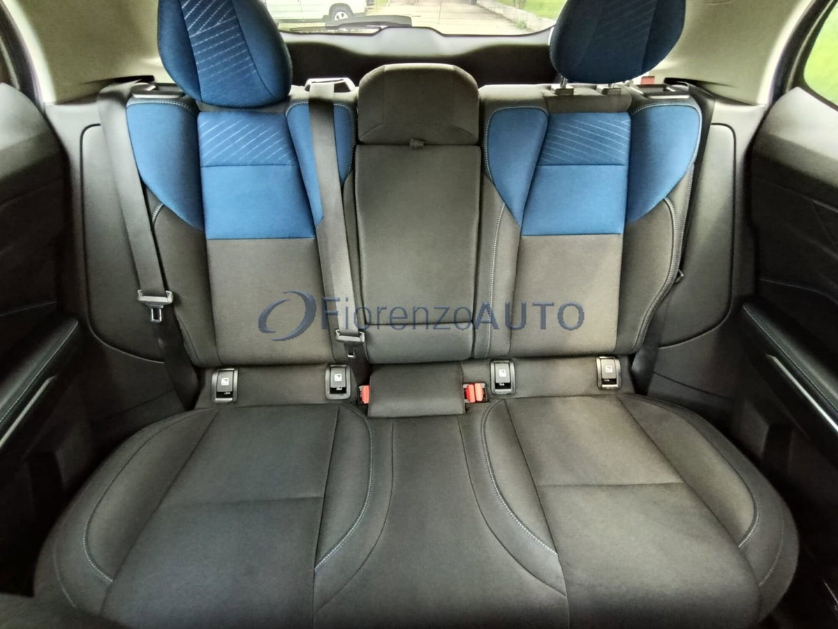 Lynk & Co 01 01 1.5 td phev (14)