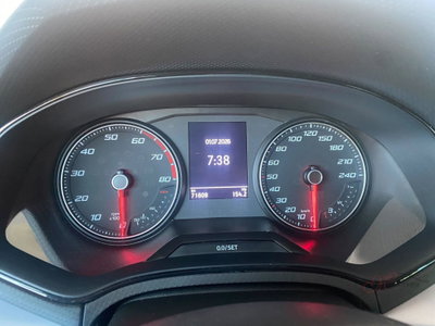 SEAT Arona 1.0 EcoTSI 110 CV DSG FR (14)