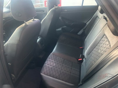 Volkswagen T-Roc 1.0 TSI R-Line (11)