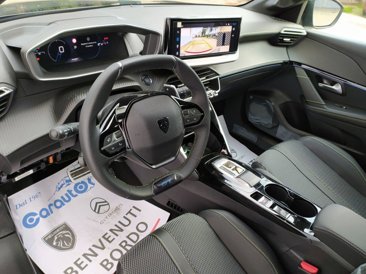 Peugeot 208 motore elettrico 136 CV 5 porte GT (10)