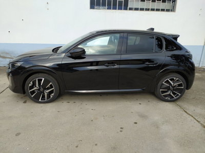 Peugeot 208 motore elettrico 136 CV 5 porte GT (7)