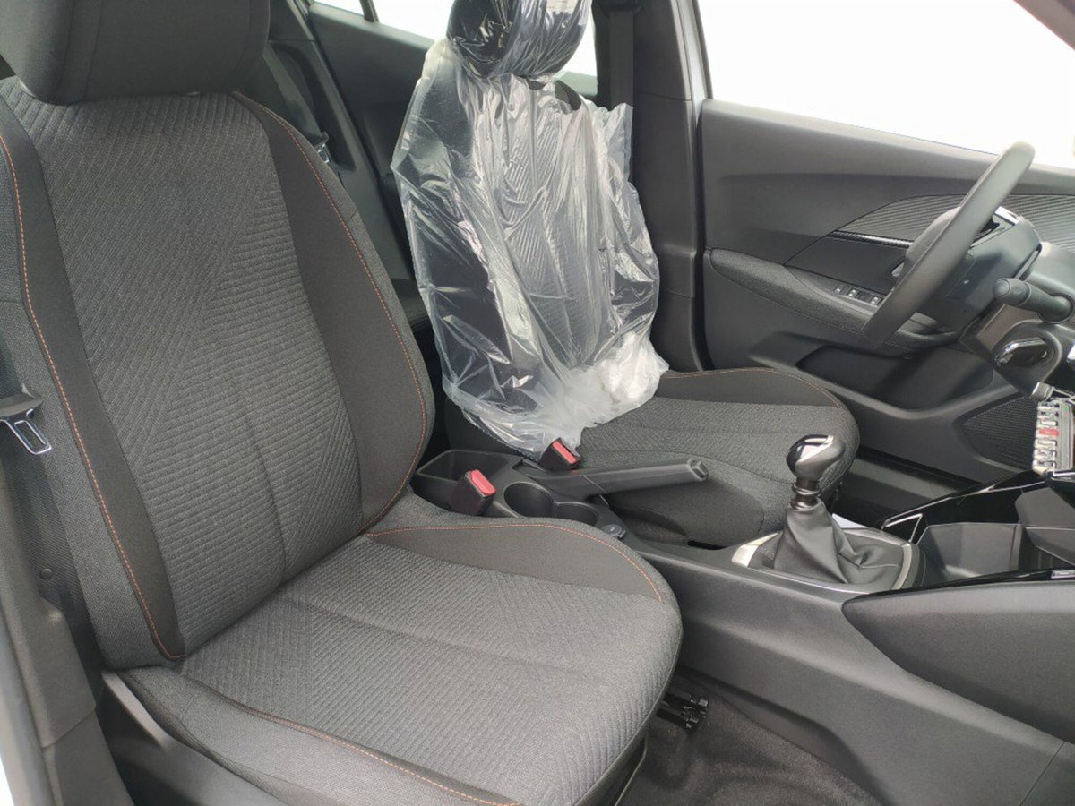 Peugeot 2008 1.2 puretech Style s&s 100cv (12)