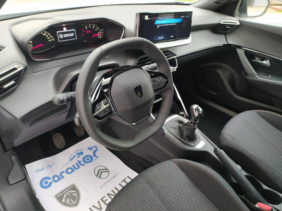 Peugeot 2008 1.2 puretech Style s&s 100cv (4)