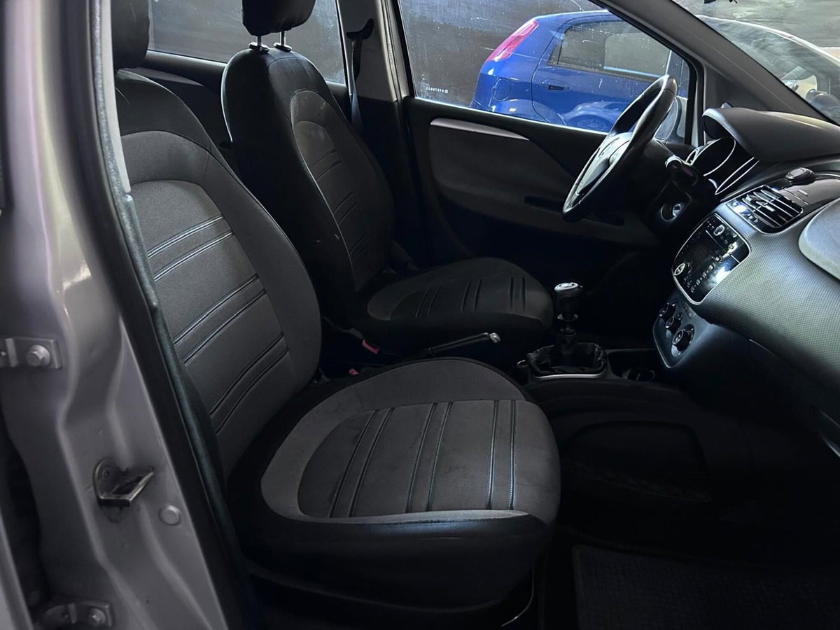 Fiat Punto Evo 1.2 5 porte Dynamic (9)