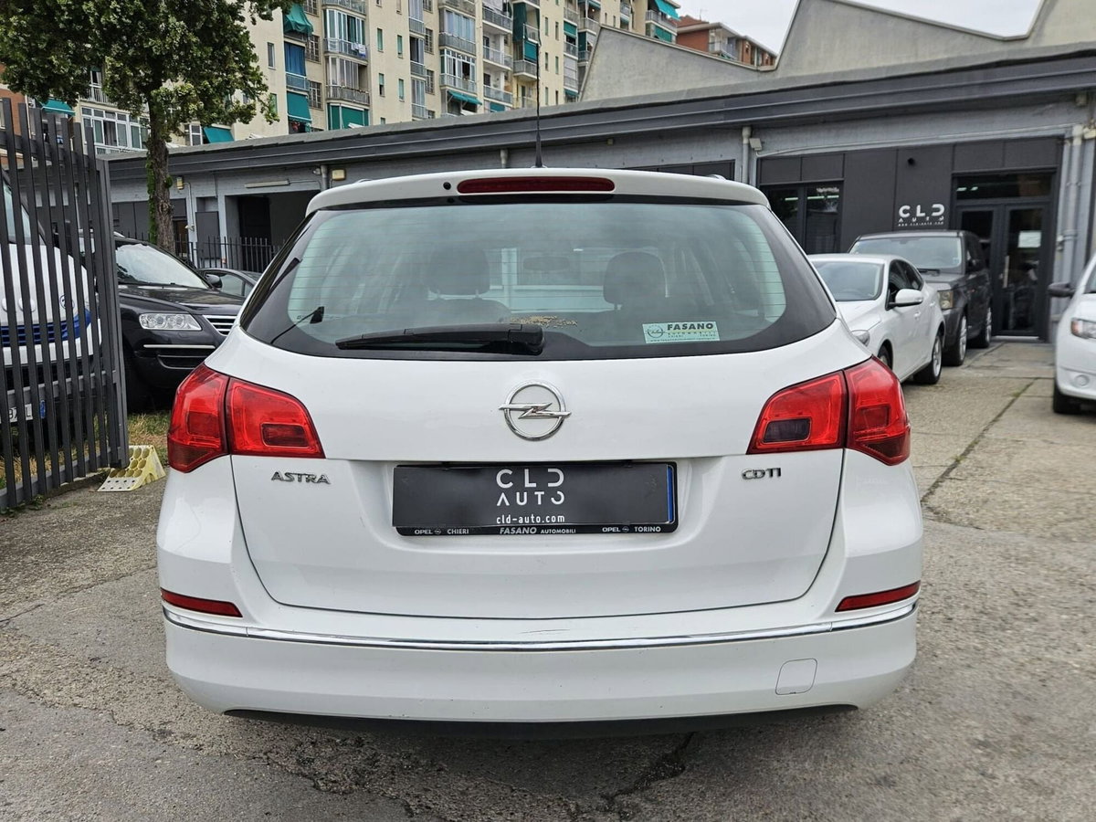 Opel Astra Station Wagon 1.7 CDTI 130CV EcoFLES&S Sports Cosmo (3)