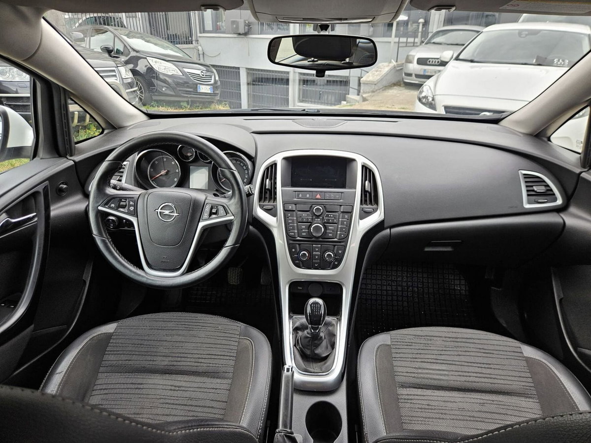 Opel Astra Station Wagon 1.7 CDTI 130CV EcoFLES&S Sports Cosmo (7)