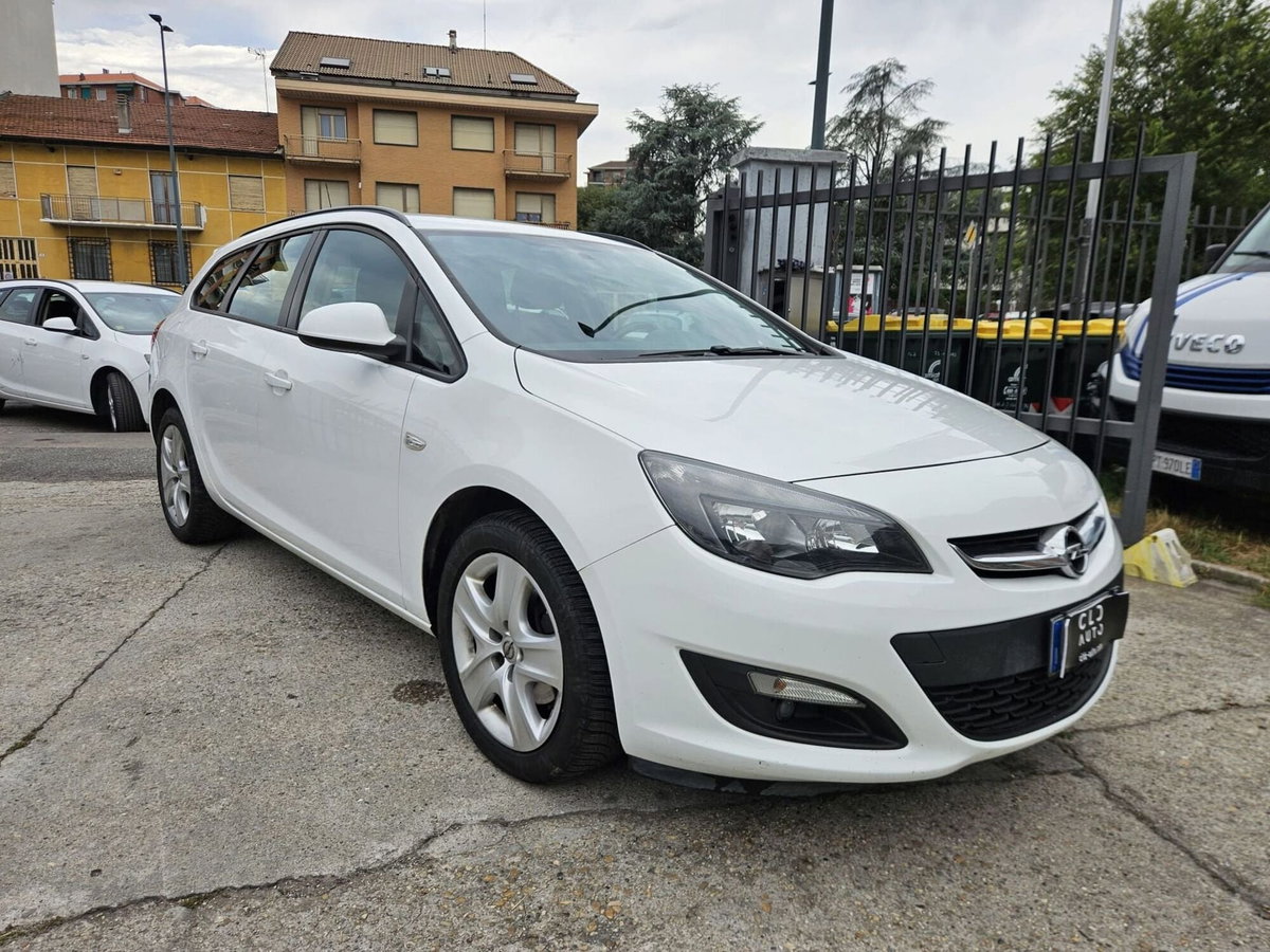 Opel Astra Station Wagon 1.7 CDTI 130CV EcoFLES&S Sports Cosmo (3)