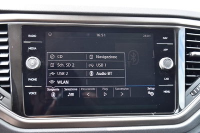 Volkswagen T-Roc 1.6 TDI SCR Business BlueMotion Technology (11)