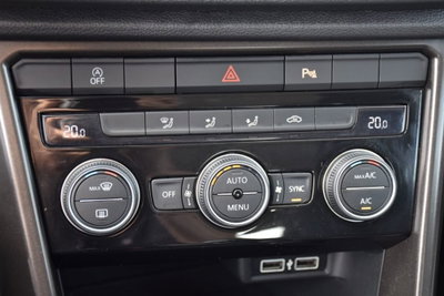 Volkswagen T-Roc 1.6 TDI SCR Business BlueMotion Technology (12)