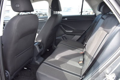 Volkswagen T-Roc 1.6 TDI SCR Business BlueMotion Technology (14)