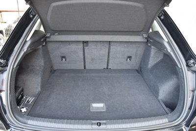 Audi Q3 35 TDI quattro S tronic Business (14)