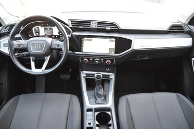 Audi Q3 35 TDI quattro S tronic Business (5)