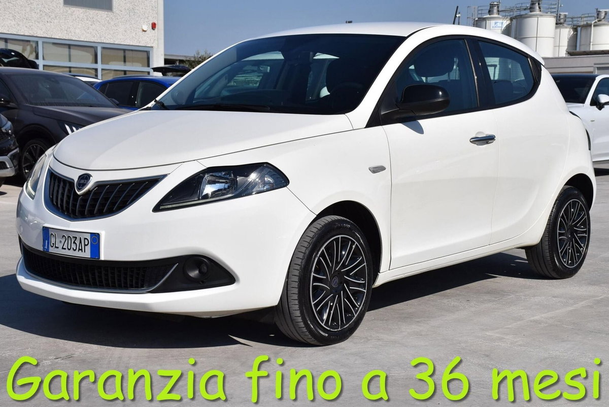 Lancia Ypsilon 1.2 69 CV 5 porte GPL Gold Plus