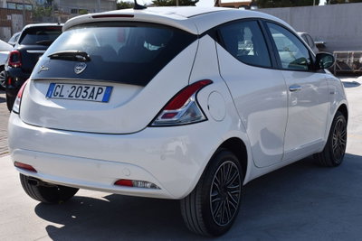 Lancia Ypsilon 1.2 69 CV 5 porte GPL Gold Plus (4)