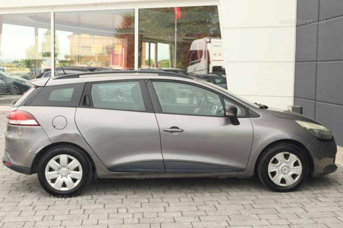 Renault Clio Sporter 1.5 dCi 8V 75CV Wave (16)
