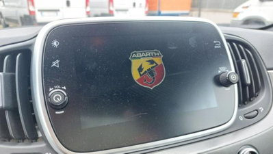 Abarth 695 695 1.4 Turbo T-Jet XSR Yamaha Limited Edition (14)