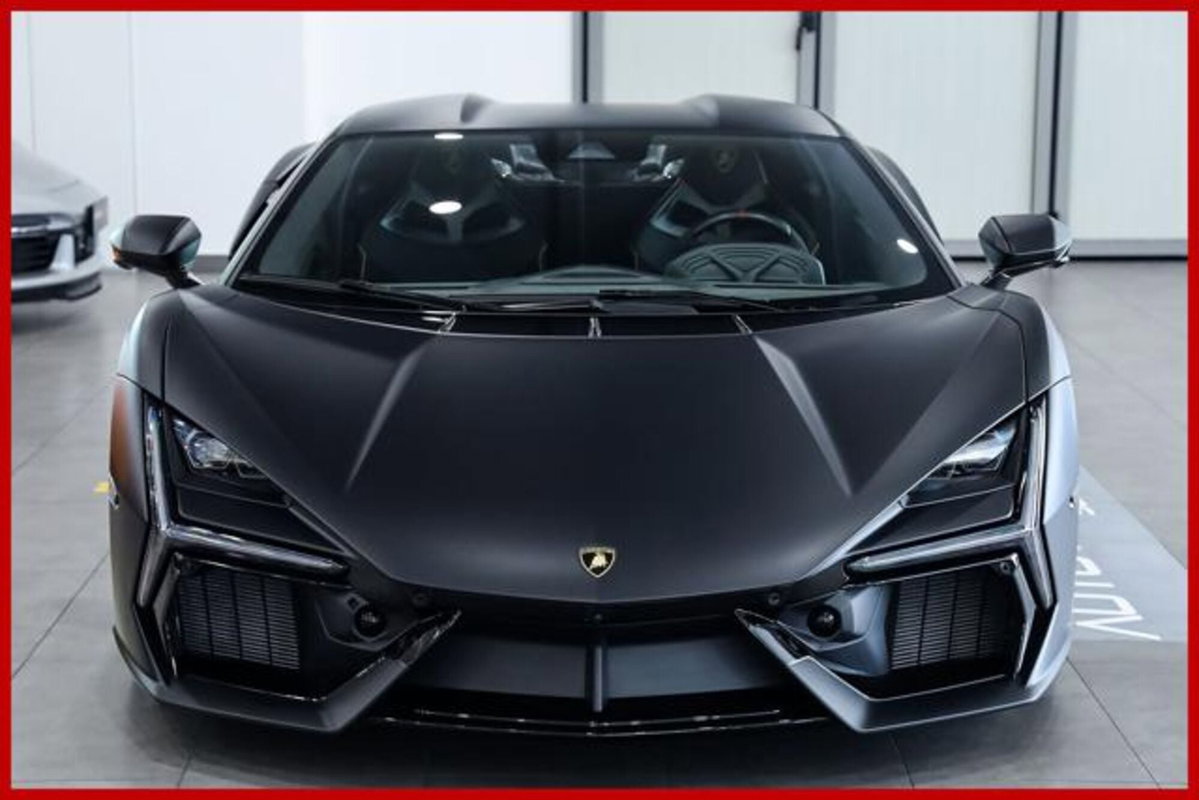 Lamborghini Revuelto 6.5 V12 hpev (2)