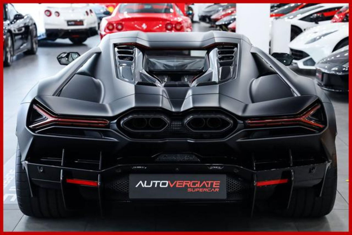 Lamborghini Revuelto 6.5 V12 hpev (6)