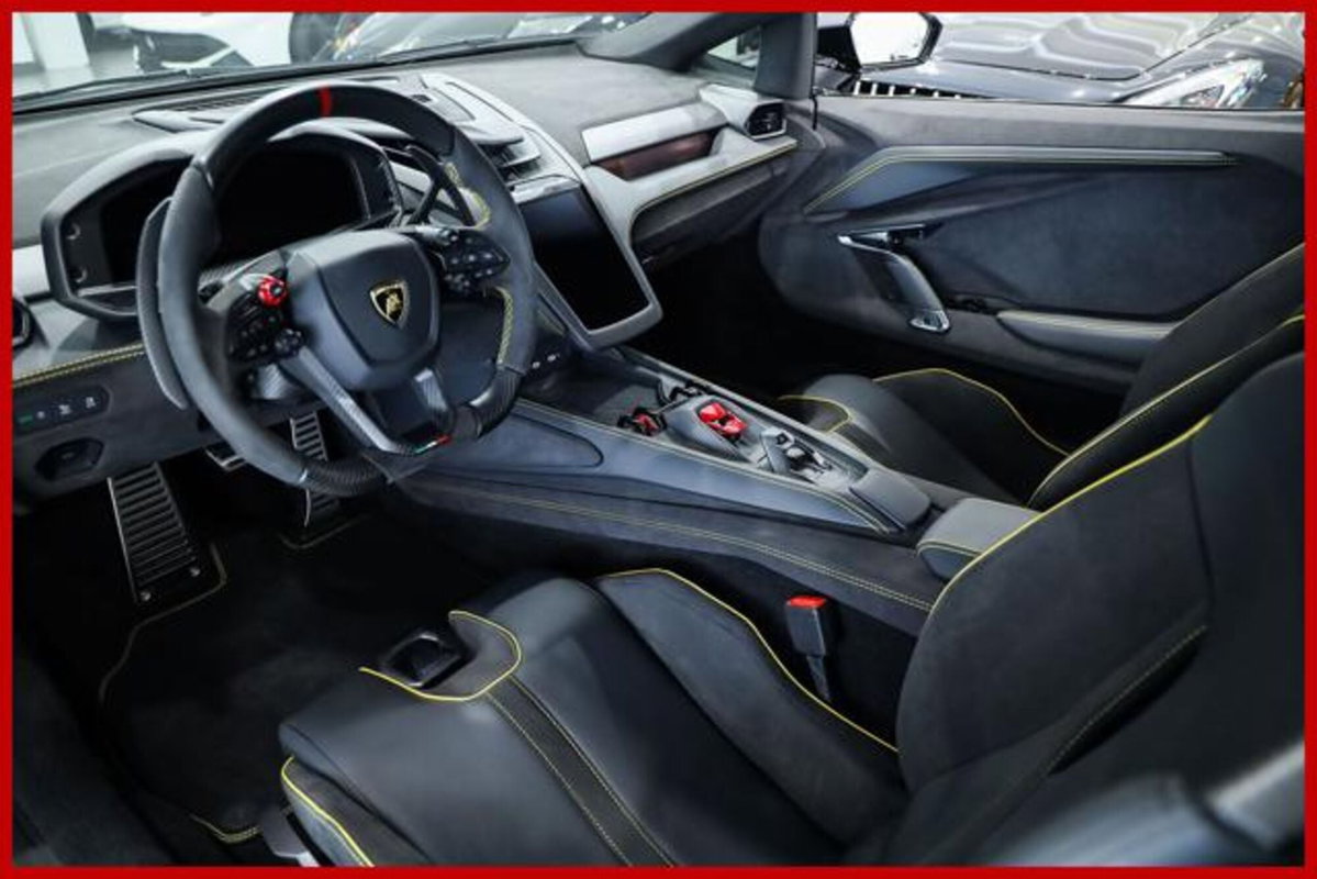 Lamborghini Revuelto 6.5 V12 hpev (9)